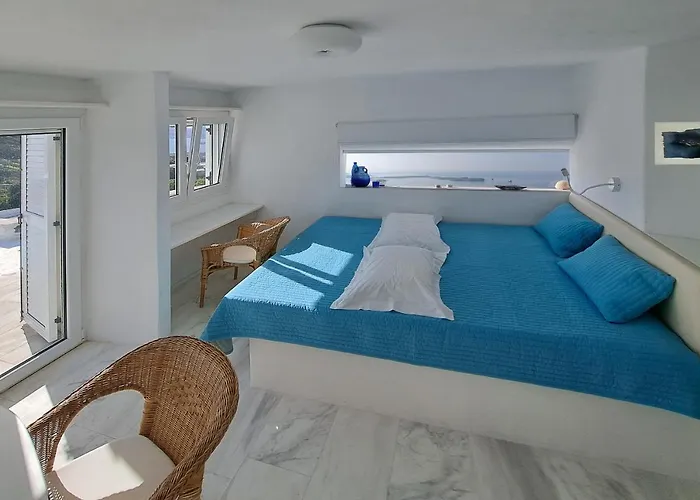 The Villa Parikia (Paros)